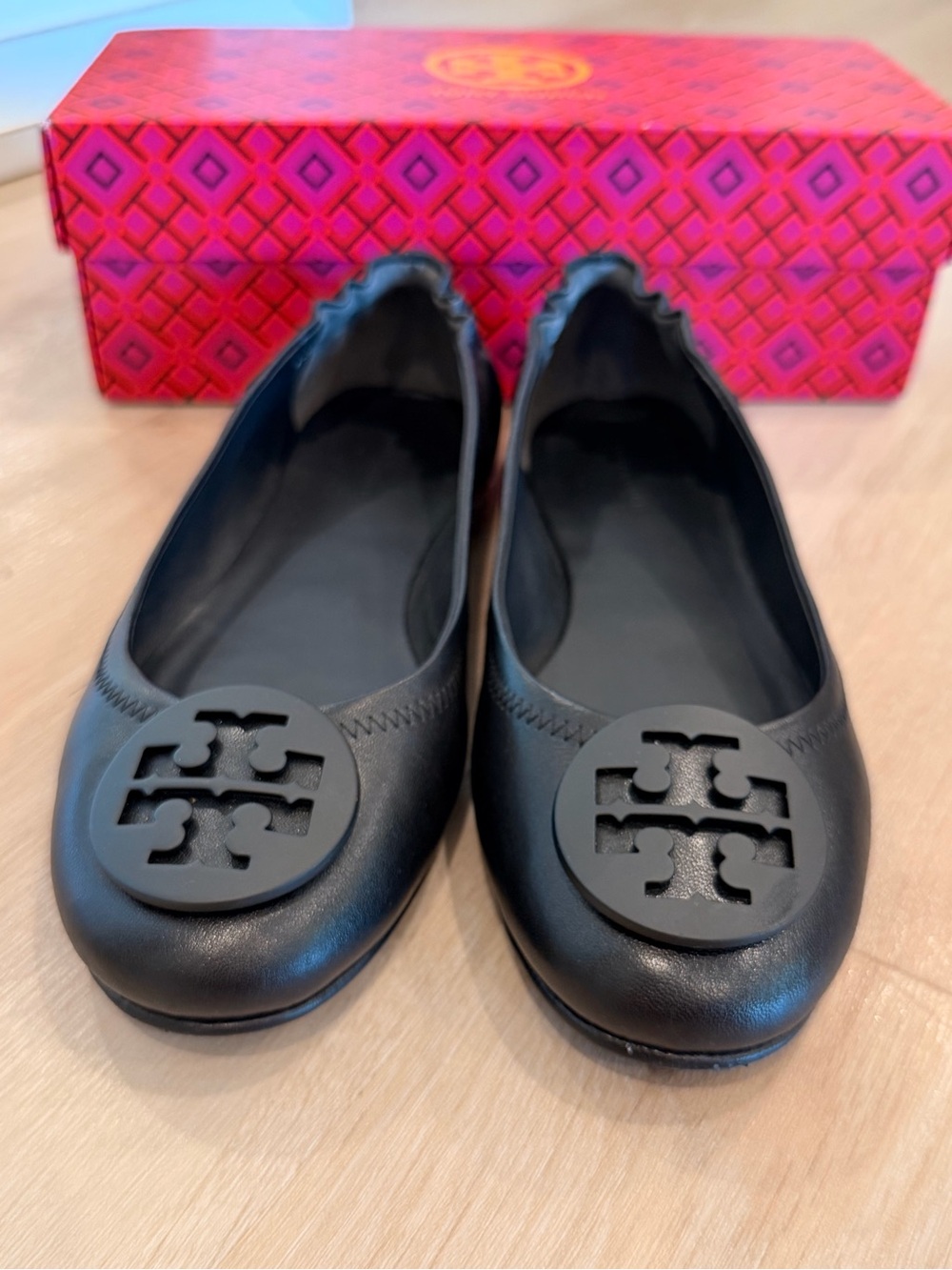 New Tory Burch Minnie Travel Ballet Flats - Picture 2 of 11